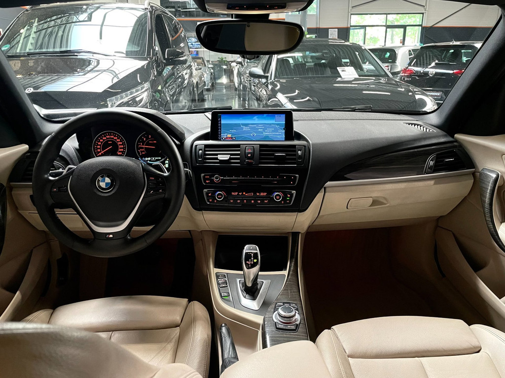 BMW 1-serie M135i xDrive 320 PK M-PERFORMANCE NAVI LEER CARPLAY 27