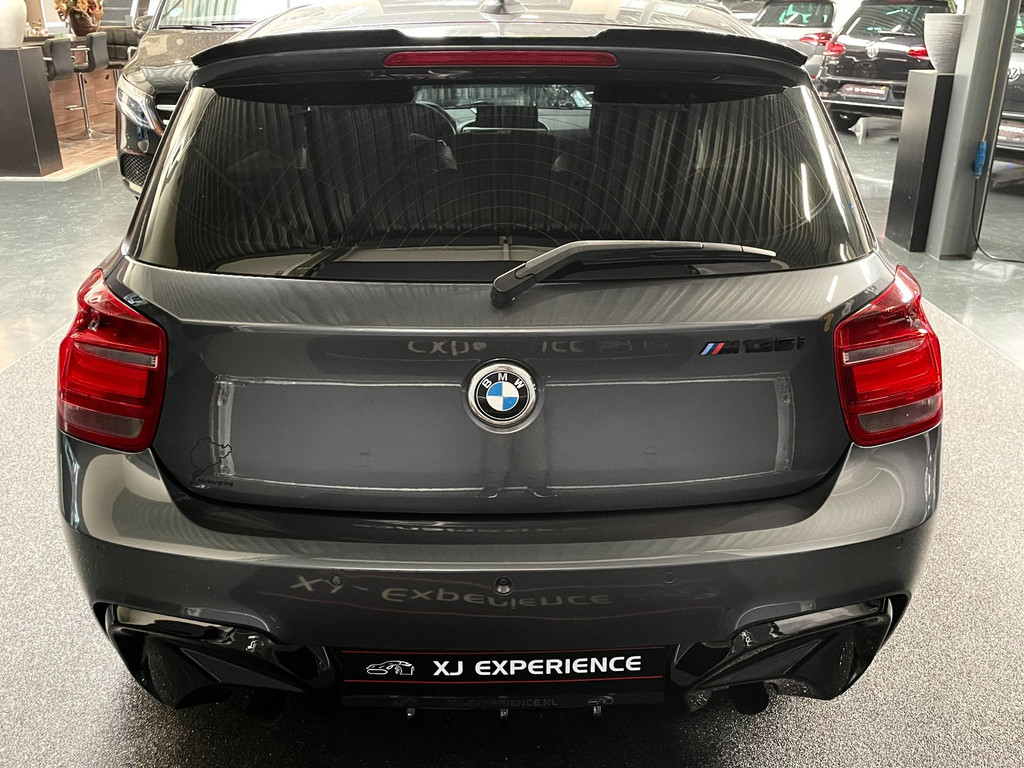BMW 1-serie M135i xDrive 320 PK M-PERFORMANCE NAVI LEER CARPLAY 4