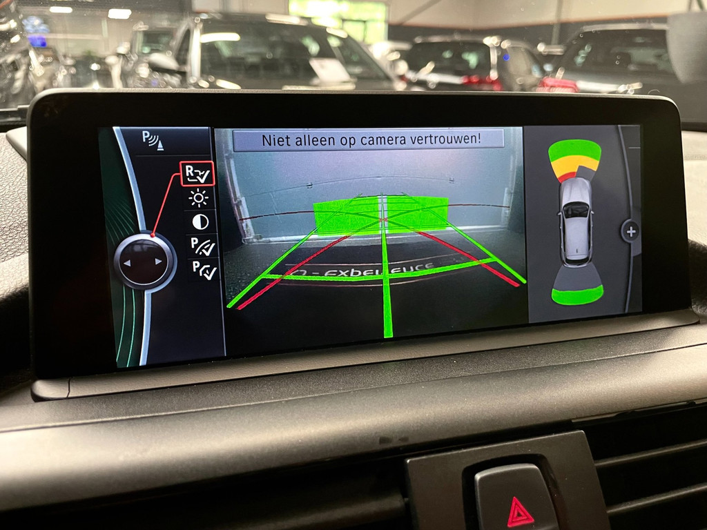 BMW 1-serie M135i xDrive 320 PK M-PERFORMANCE NAVI LEER CARPLAY 45