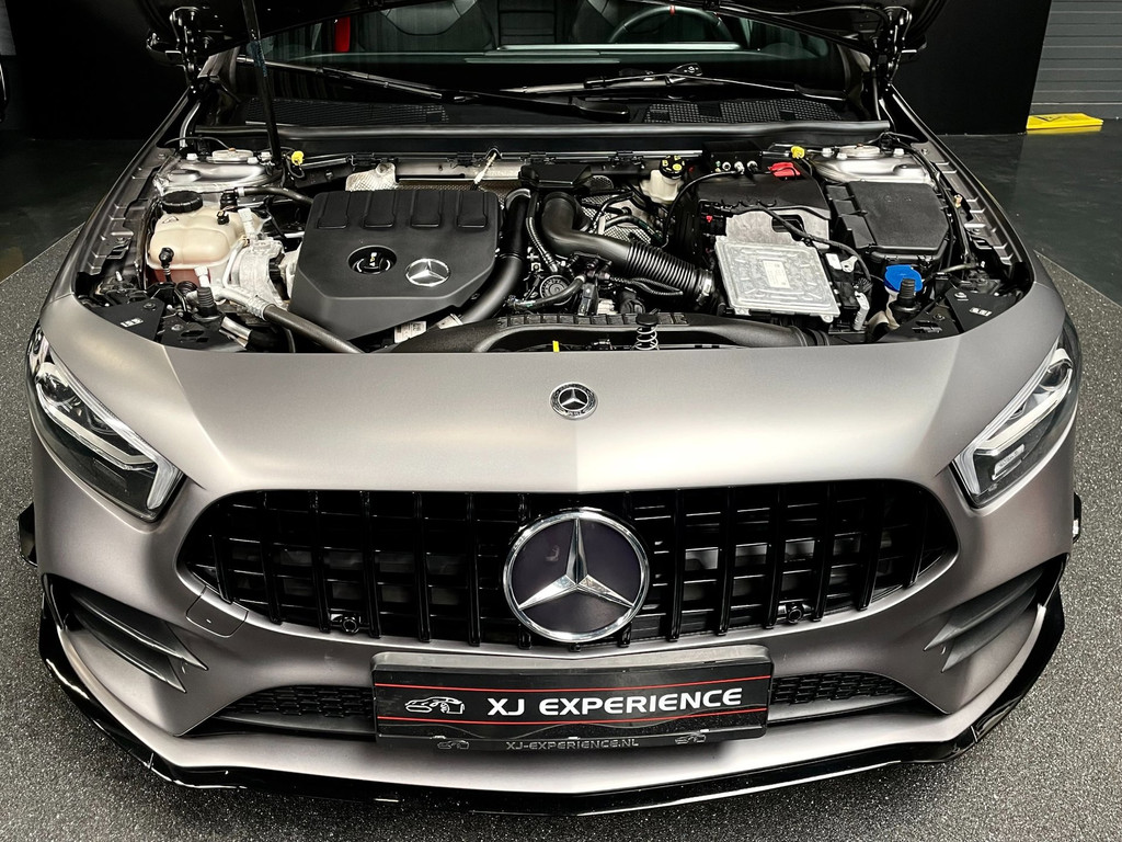 Mercedes-Benz A-klasse 180 Premium Plus 35 AMG-Aerodynamic PANO NAP 17