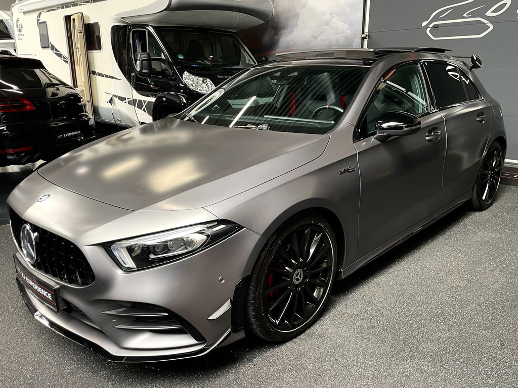 Mercedes-Benz A-klasse 180 Premium Plus 35 AMG-Aerodynamic PANO NAP 2