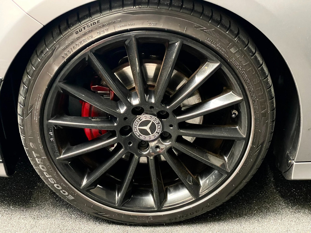 Mercedes-Benz A-klasse 180 Premium Plus 35 AMG-Aerodynamic PANO NAP 21
