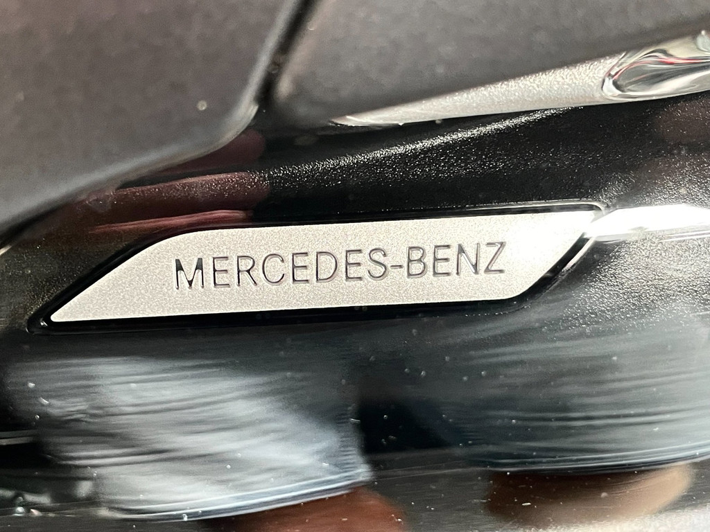 Mercedes-Benz A-klasse 180 Premium Plus 35 AMG-Aerodynamic PANO NAP 29