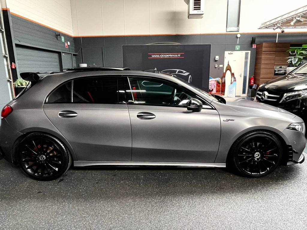 Mercedes-Benz A-klasse 180 Premium Plus 35 AMG-Aerodynamic PANO NAP 6