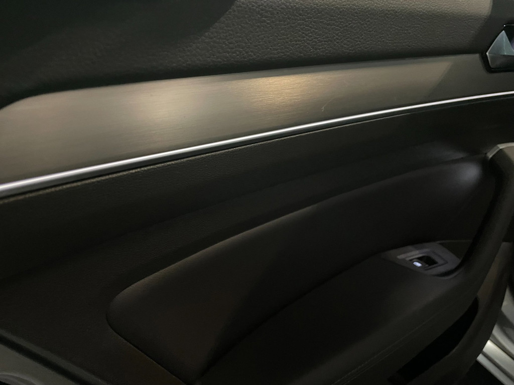 Volkswagen Passat Variant 1.6 TDI Connected Plus PANO HUD LEER AUTOMAAT TREKH 55