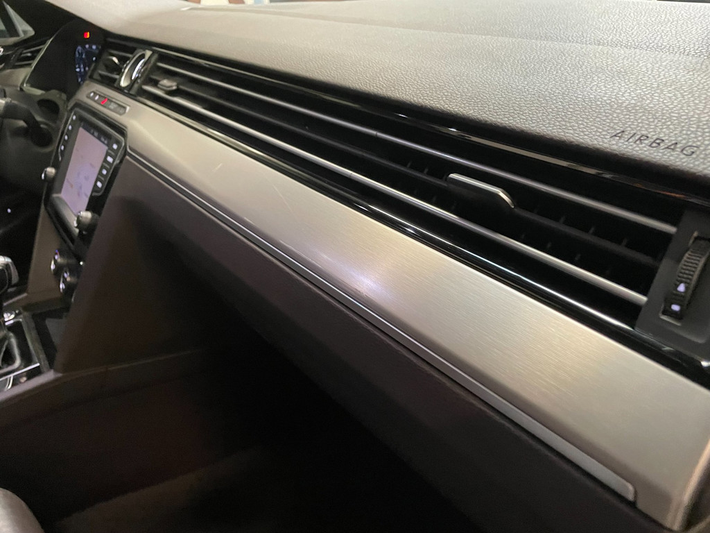 Volkswagen Passat Variant 1.6 TDI Connected Plus PANO HUD LEER AUTOMAAT TREKH 58