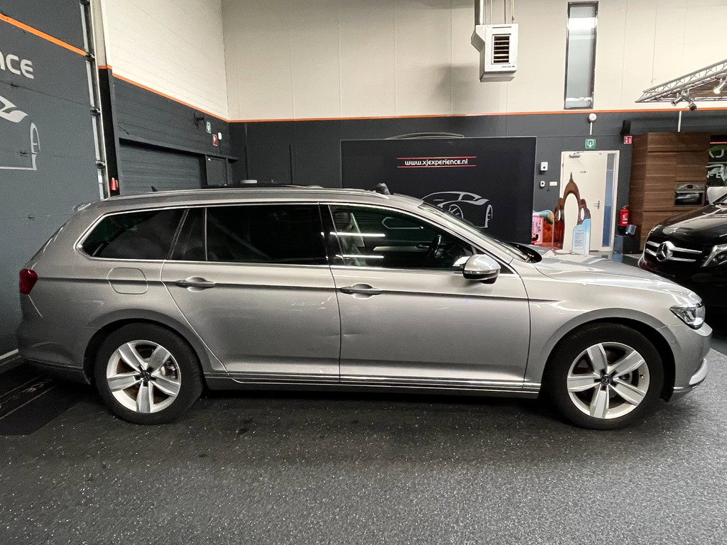 Volkswagen Passat Variant 1.6 TDI Connected Plus PANO HUD LEER AUTOMAAT TREKH 6