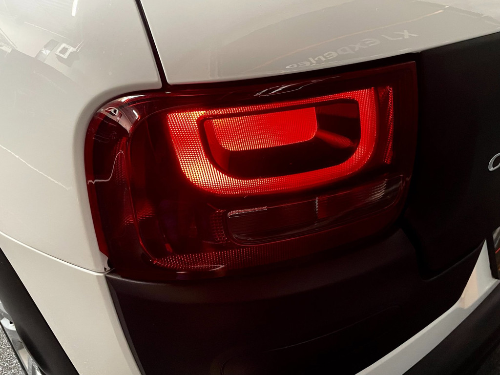 Citroen C4 CACTUS 1.2 PureTech Business AIRCO STOELVERW CAMERA 27
