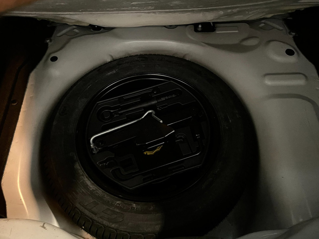 Citroen C4 CACTUS 1.2 PureTech Business AIRCO STOELVERW CAMERA 29
