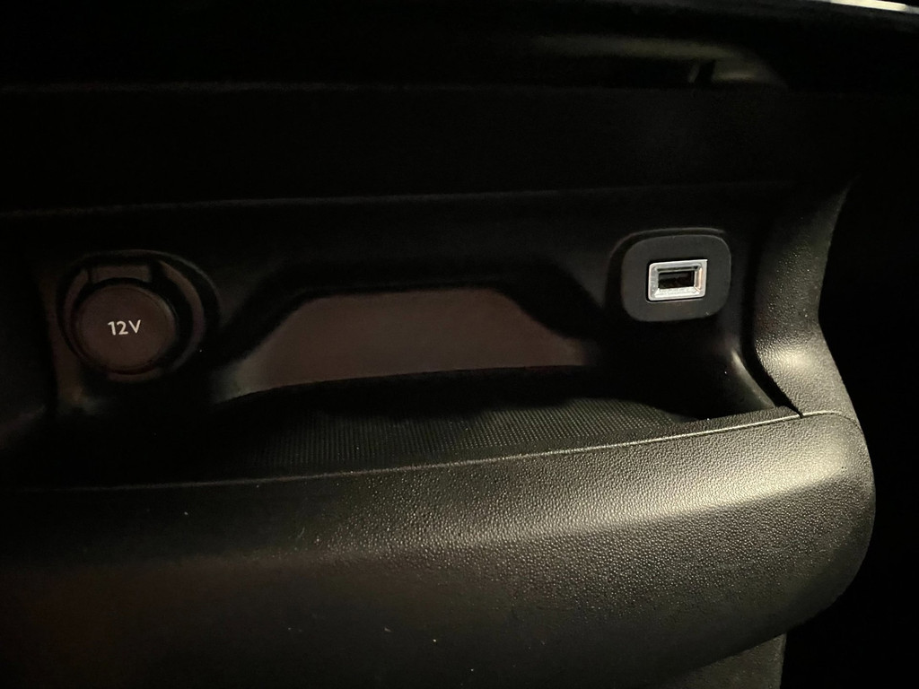 Citroen C4 CACTUS 1.2 PureTech Business AIRCO STOELVERW CAMERA 42