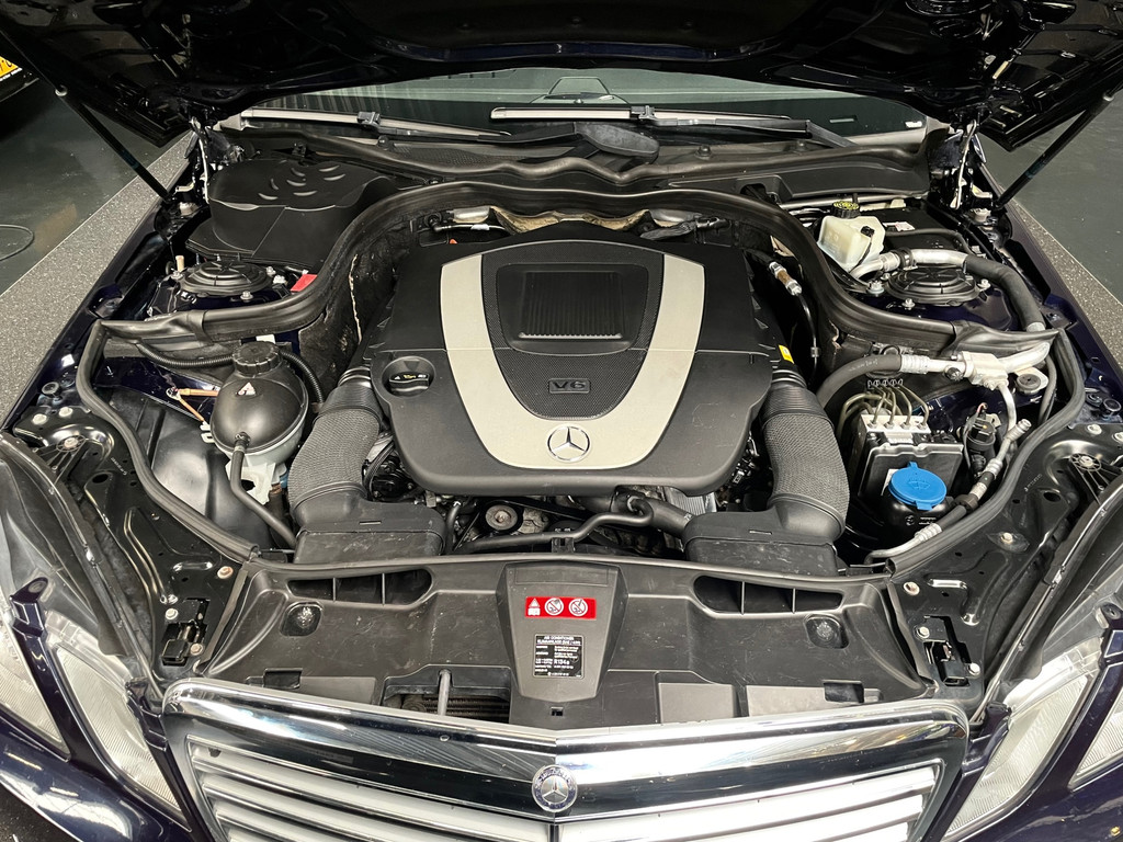 Mercedes-Benz E-klasse 350 CGI Elegance 292 PK/GLASDAK/NAVI/19'VELGEN/CAMERA 12