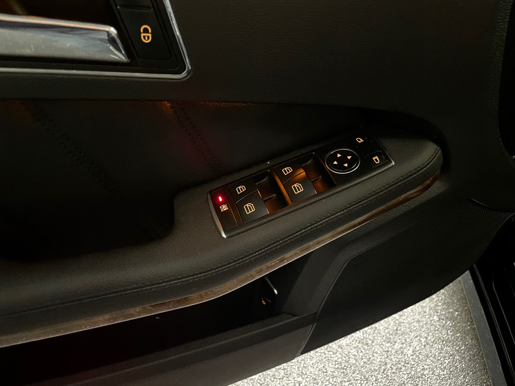 Mercedes-Benz E-klasse 350 CGI Elegance 292 PK/GLASDAK/NAVI/19'VELGEN/CAMERA 29