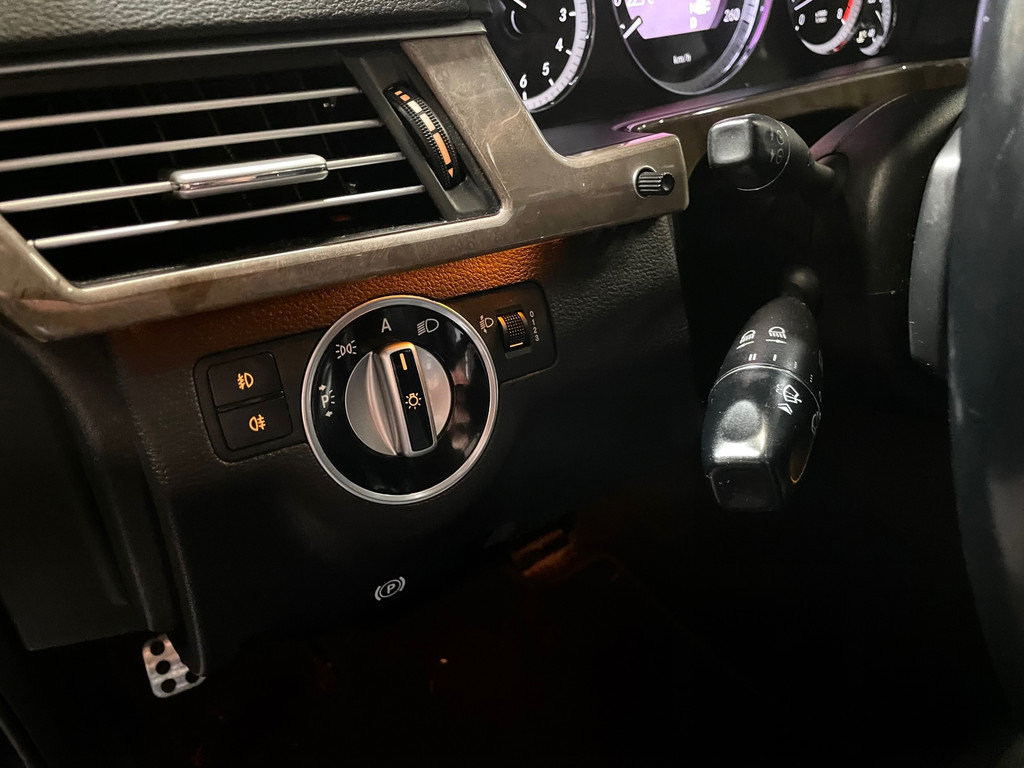 Mercedes-Benz E-klasse 350 CGI Elegance 292 PK/GLASDAK/NAVI/19'VELGEN/CAMERA 30