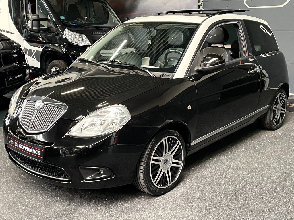 Lancia Ypsilon 1.2 Elle PANODAK AIRCO 2
