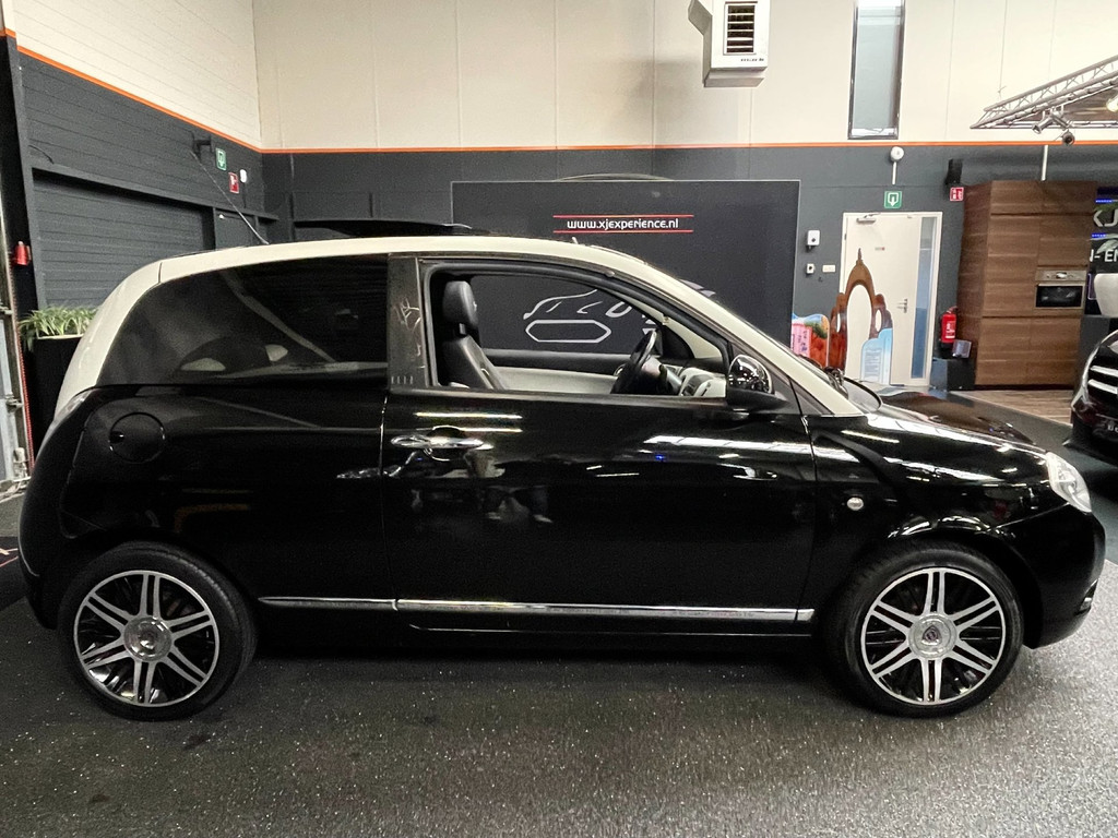 Lancia Ypsilon 1.2 Elle PANODAK AIRCO 3