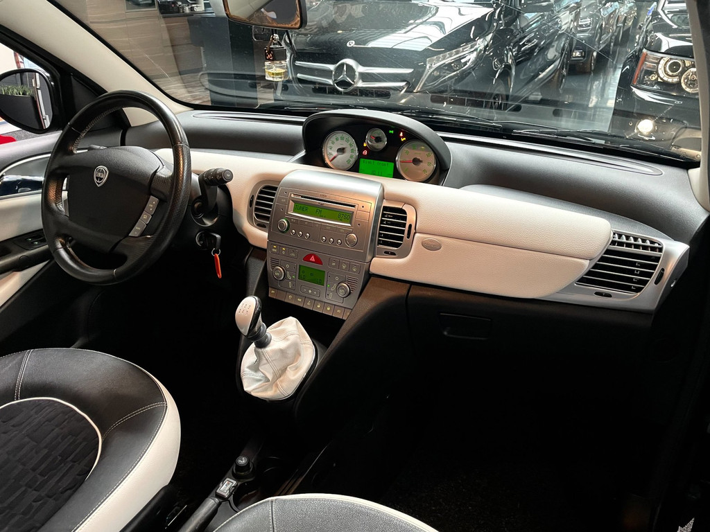 Lancia Ypsilon 1.2 Elle PANODAK AIRCO 53