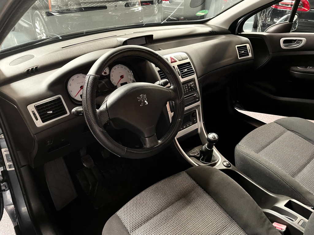 Peugeot 307 1.6-16V Oxygo AIRCO TREKH CRUISECNTRL NAP 23