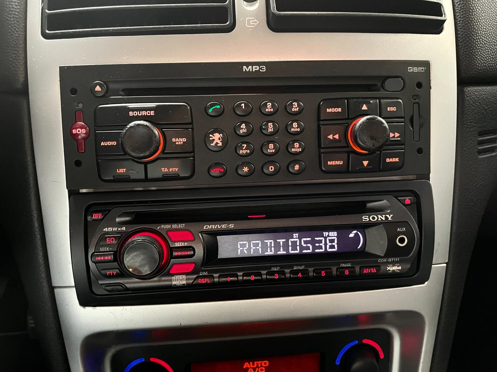 Peugeot 307 1.6-16V Oxygo AIRCO TREKH CRUISECNTRL NAP 27