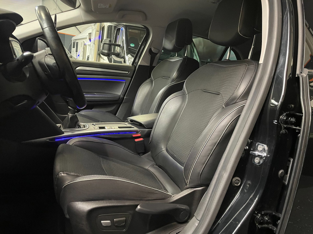 Renault Mégane 1.5 dCi Eco2 Bose AIRCO NAVI LEER NAP 29