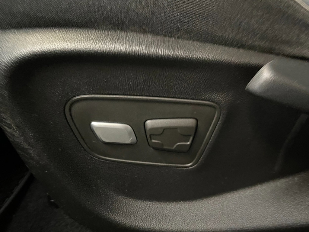 Renault Mégane 1.5 dCi Eco2 Bose AIRCO NAVI LEER NAP 31