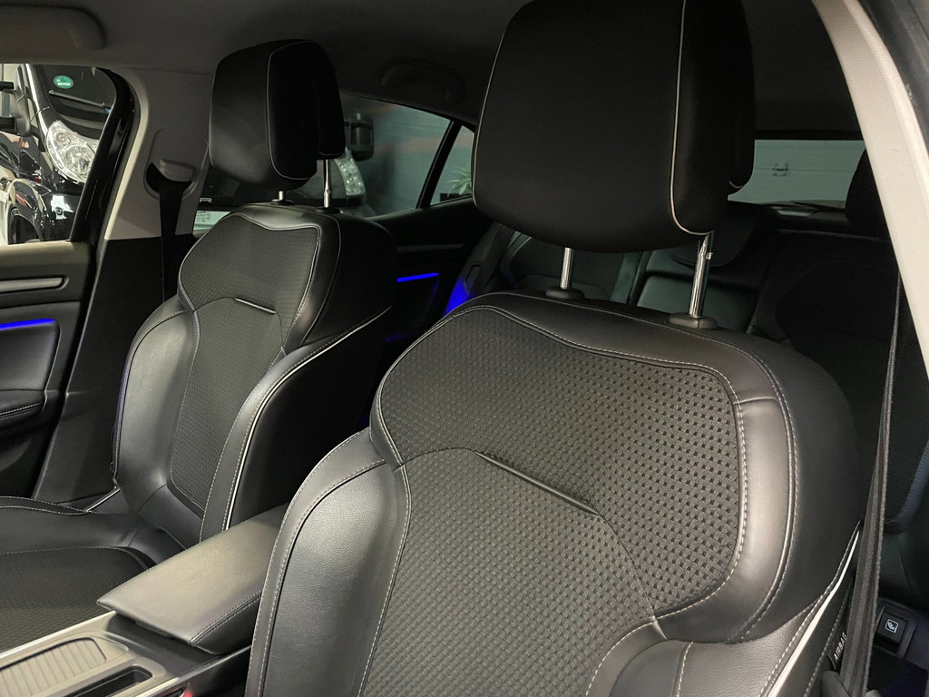 Renault Mégane 1.5 dCi Eco2 Bose AIRCO NAVI LEER NAP 32