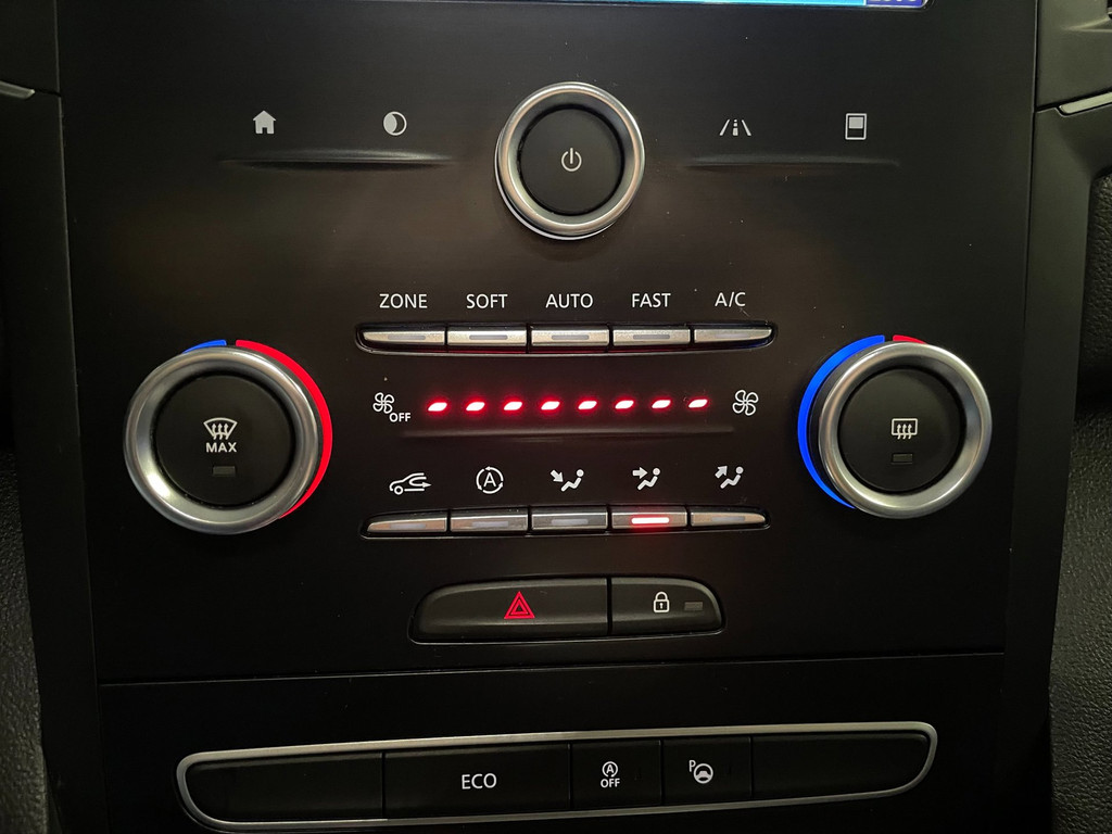 Renault Mégane 1.5 dCi Eco2 Bose AIRCO NAVI LEER NAP 40