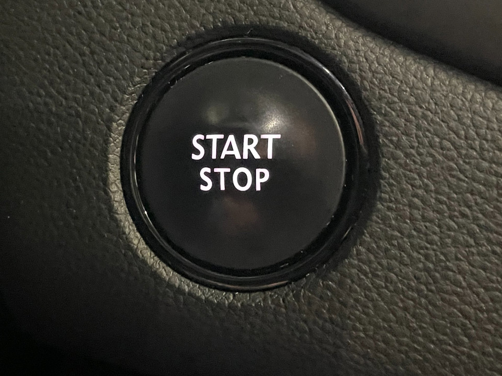 Renault Mégane 1.5 dCi Eco2 Bose AIRCO NAVI LEER NAP 45