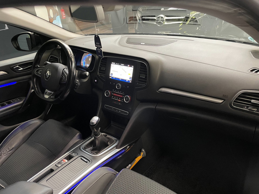Renault Mégane 1.5 dCi Eco2 Bose AIRCO NAVI LEER NAP 56