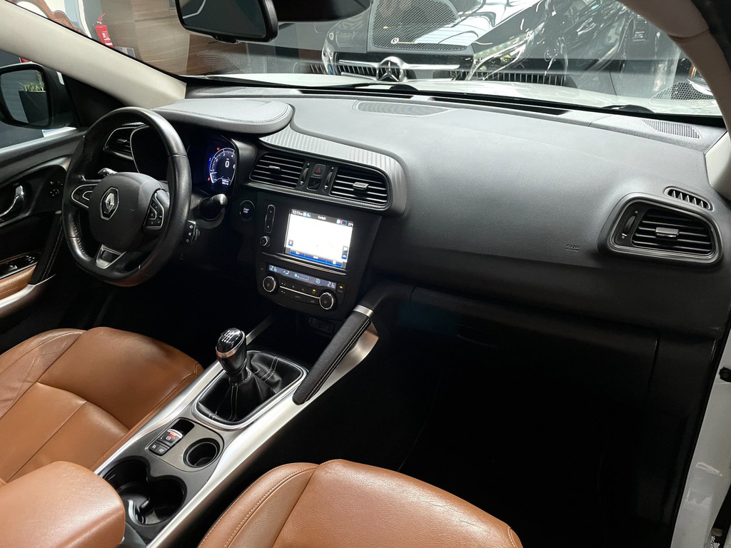 Renault Kadjar 1.2 TCe Intens PANO NAVI LEER AIRCO 21