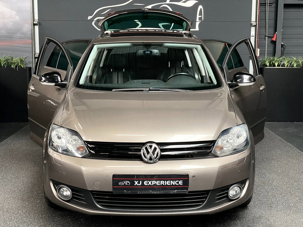 Volkswagen Golf Plus 1.2 TSI Highline GLASDAK NAVI CARPLAY AIRCO LEER AUTOM 0
