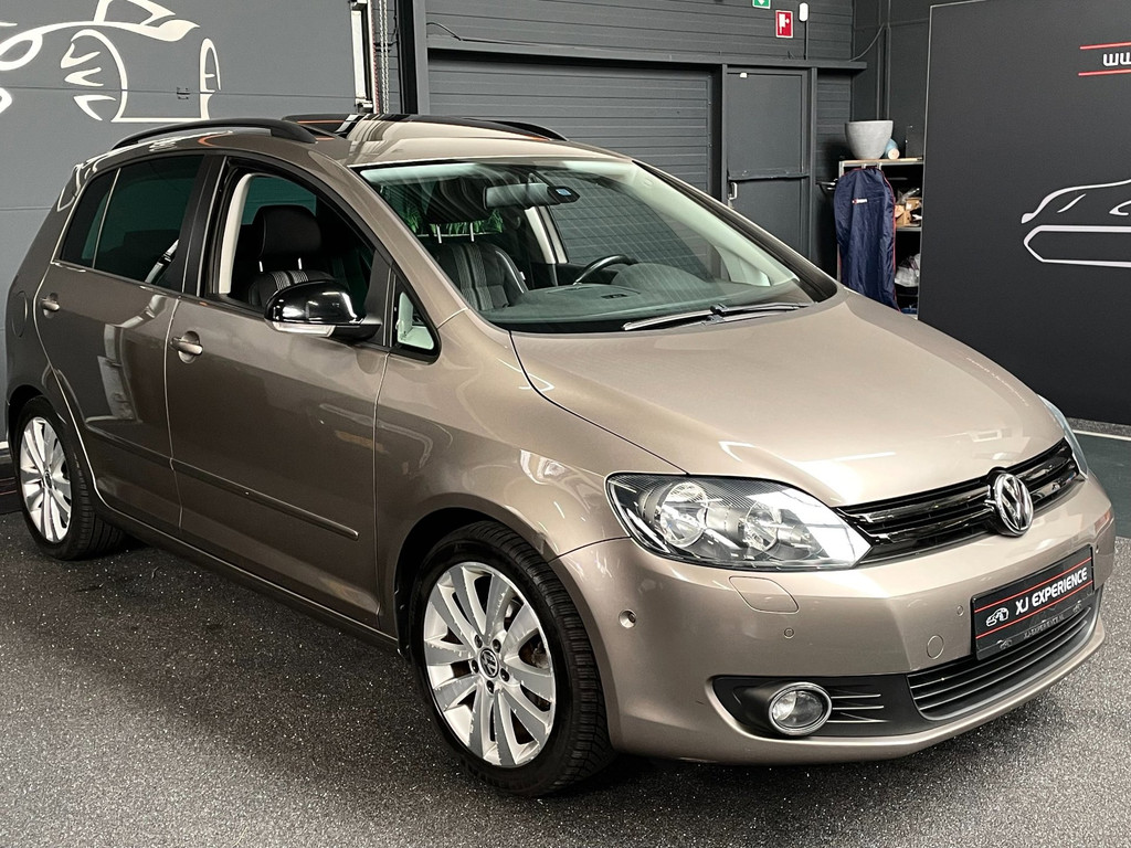 Volkswagen Golf Plus 1.2 TSI Highline GLASDAK NAVI CARPLAY AIRCO LEER AUTOM 1