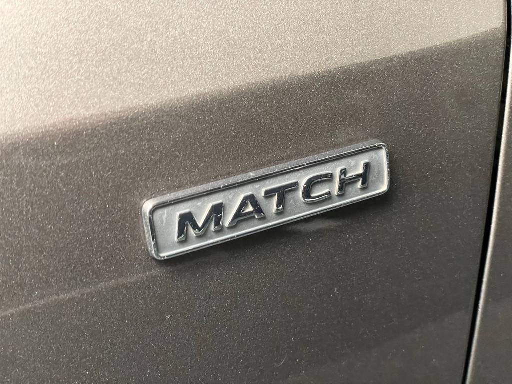 Volkswagen Golf Plus 1.2 TSI Highline GLASDAK NAVI CARPLAY AIRCO LEER AUTOM 17