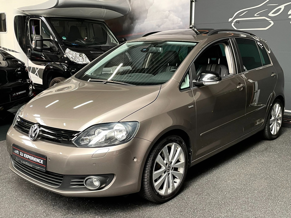 Volkswagen Golf Plus 1.2 TSI Highline GLASDAK NAVI CARPLAY AIRCO LEER AUTOM 2