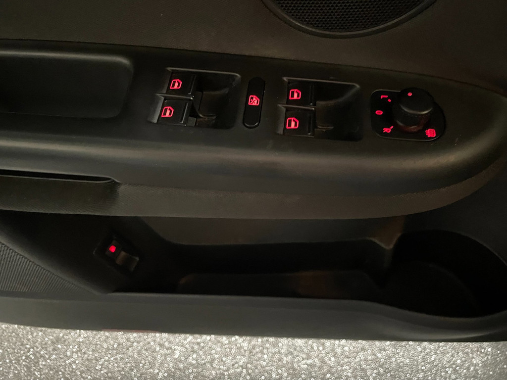 Volkswagen Golf Plus 1.2 TSI Highline GLASDAK NAVI CARPLAY AIRCO LEER AUTOM 30