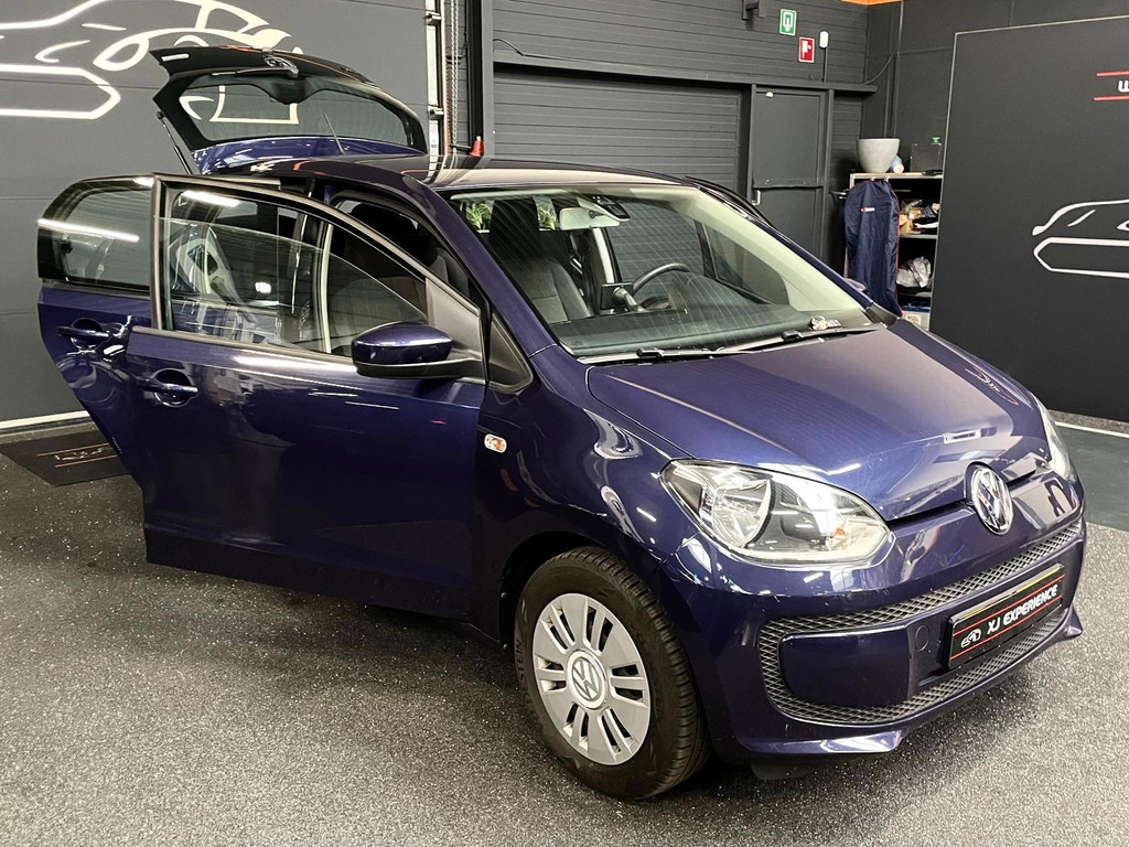 Volkswagen Up! 1.0 move up! BlueMotion AIRCO NAVI 12