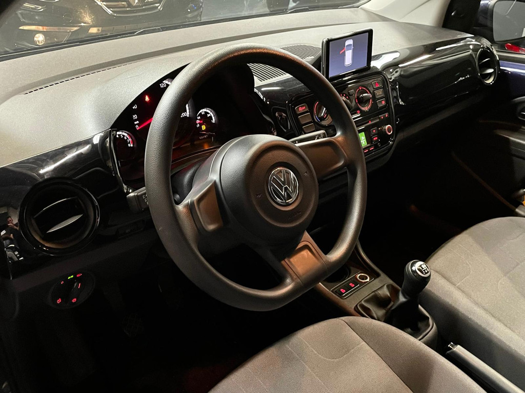 Volkswagen Up! 1.0 move up! BlueMotion AIRCO NAVI 27
