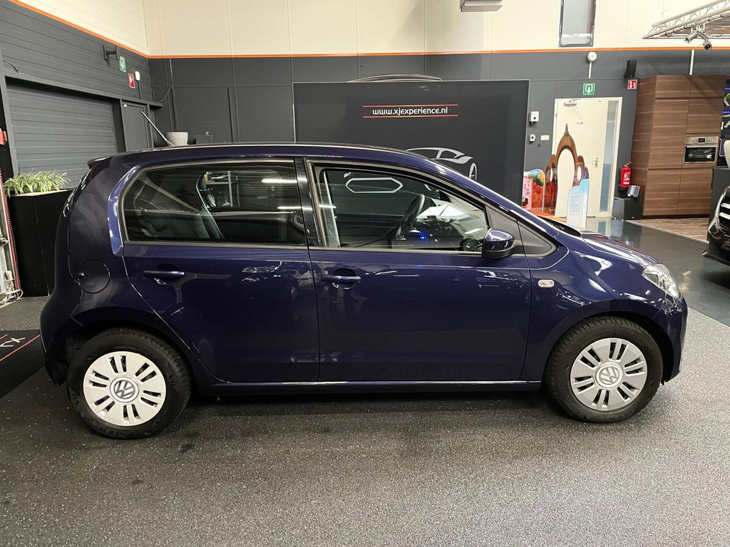 Volkswagen Up! 1.0 move up! BlueMotion AIRCO NAVI 5