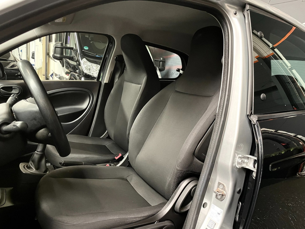 Smart Forfour 1.0 Pure AIRCO CRUISECONTROL NAP 25