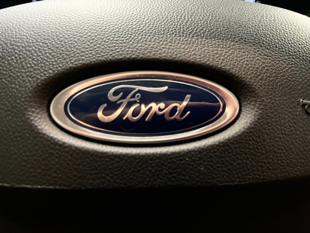Ford FIESTA 1.1 Trend CRUISECONTROL 34